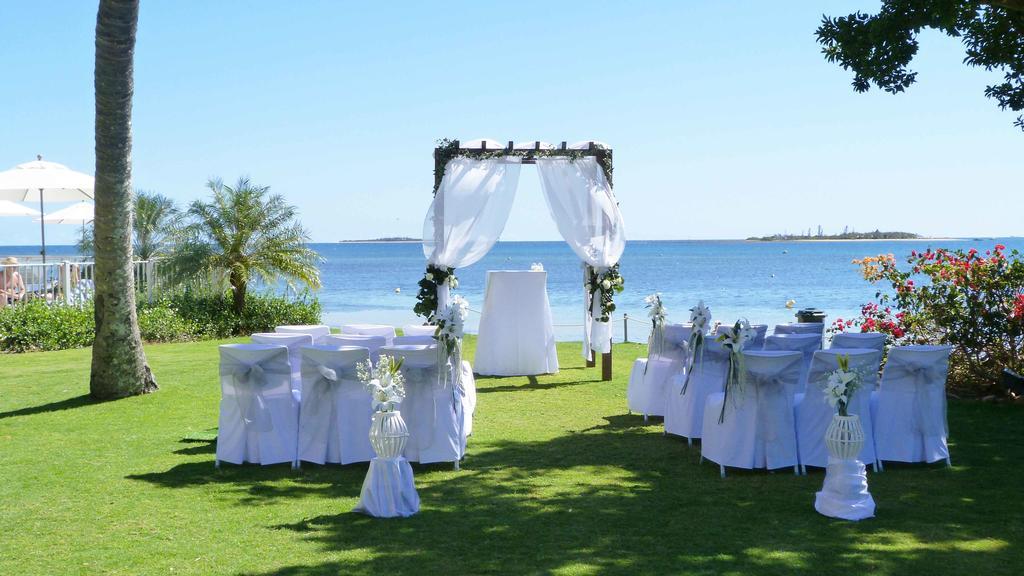 Chateau Royal Beach Resort & Spa, Noumea Exterior photo