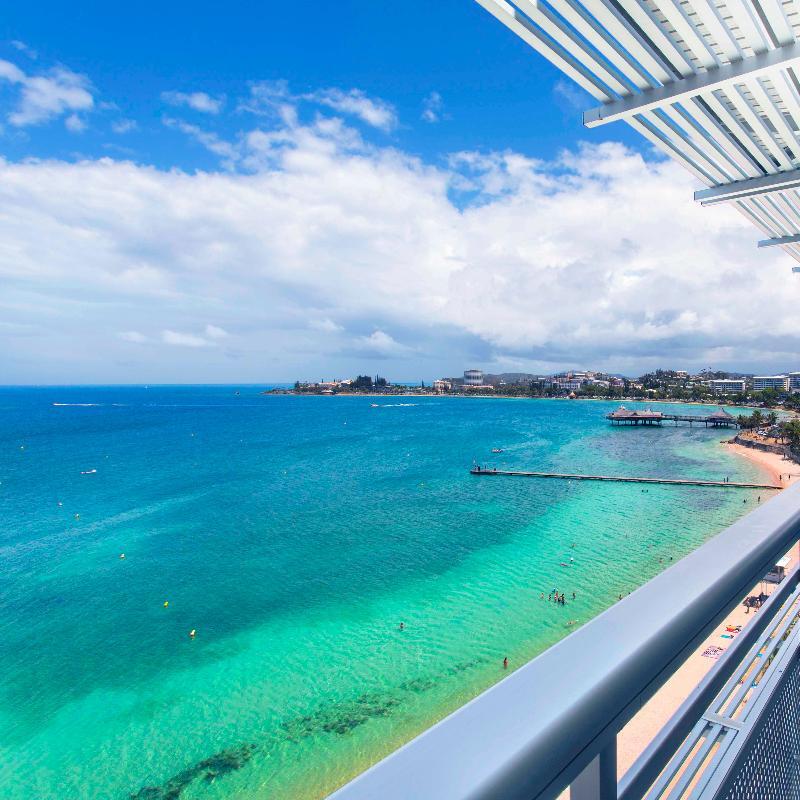 Chateau Royal Beach Resort & Spa, Noumea Exterior photo